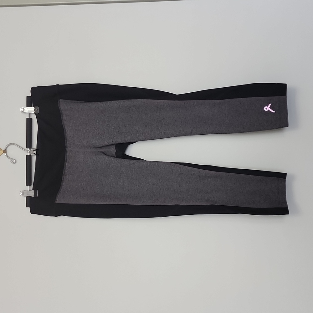 Women’s Gray and Black Performance Leggings running room